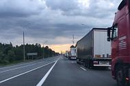 Заторы большегрузов на белорусской границе могут привести к росту тарифов-3