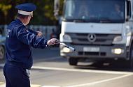 На Урале задержали дальнобойщика, который своровал сгущенки на 600 000 рублей фото №3