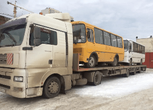 Перевозка грузовиков и автобусов